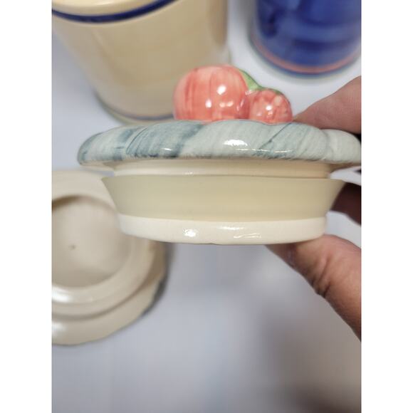 2 Vintage Vegetable Canisters Peppers Tomatoes Ceramic - Picture 6 of 7